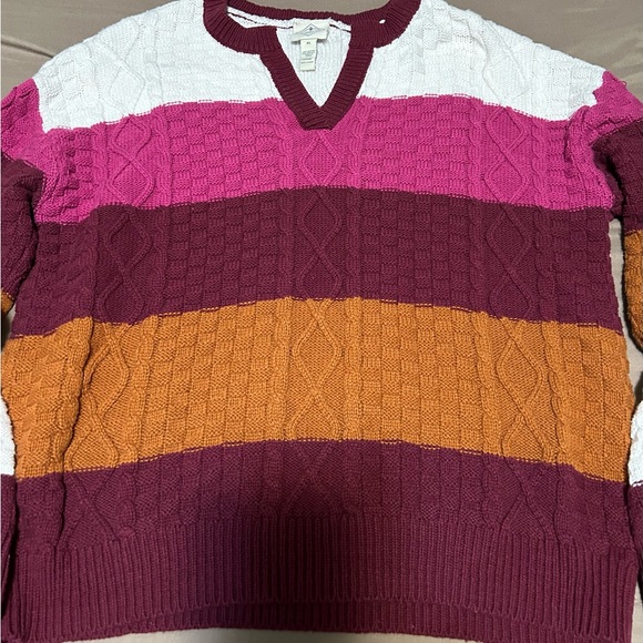 St. John’s Bay Women’s Knitted Colorblock Sweater - Picture 2 of 4